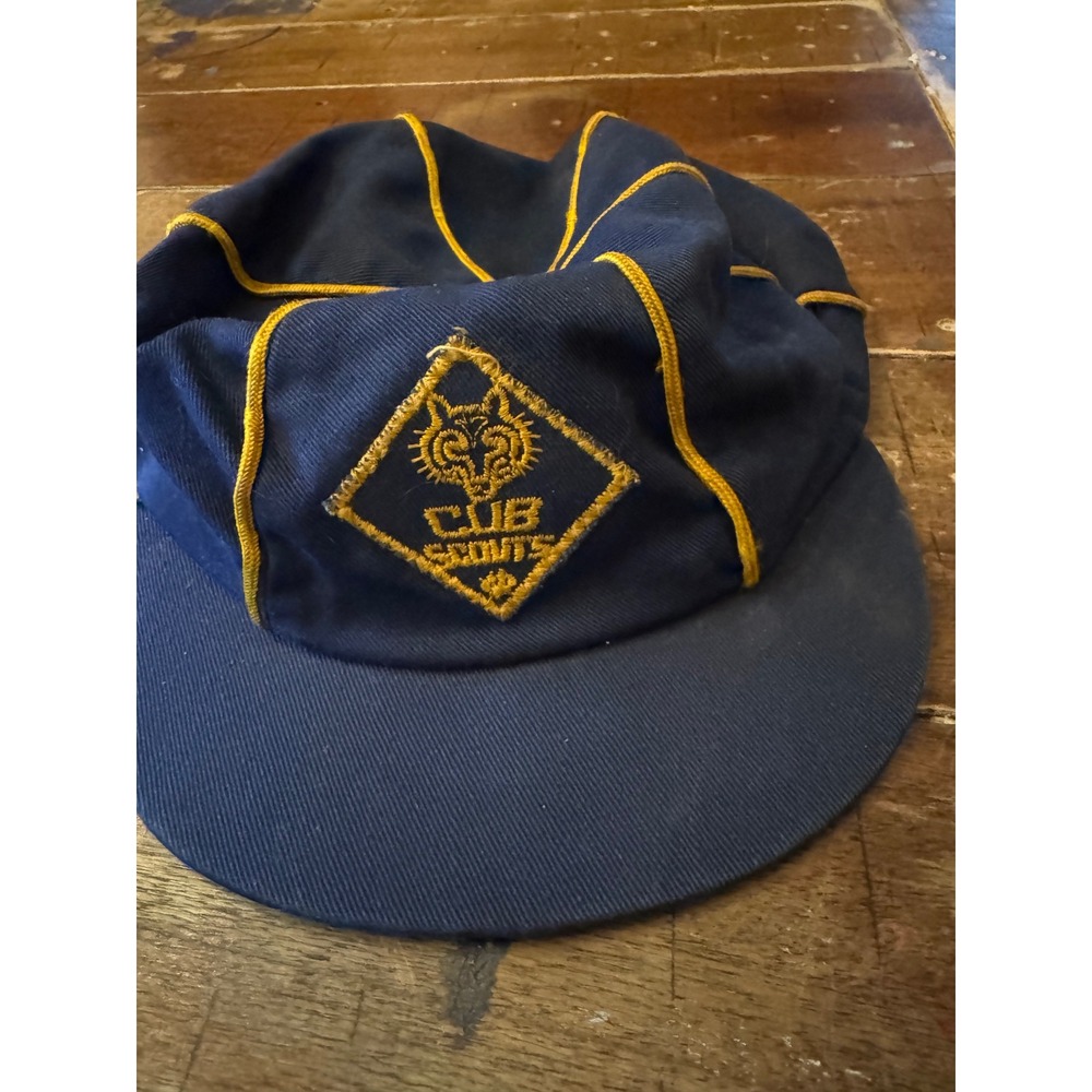 Vintage Boy Scouts of America Cub Scouts Navy Blue Wolf Patch Uniform Hat